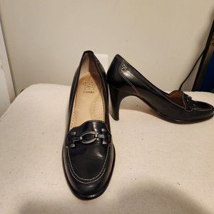 Joan & David Dress Pumps